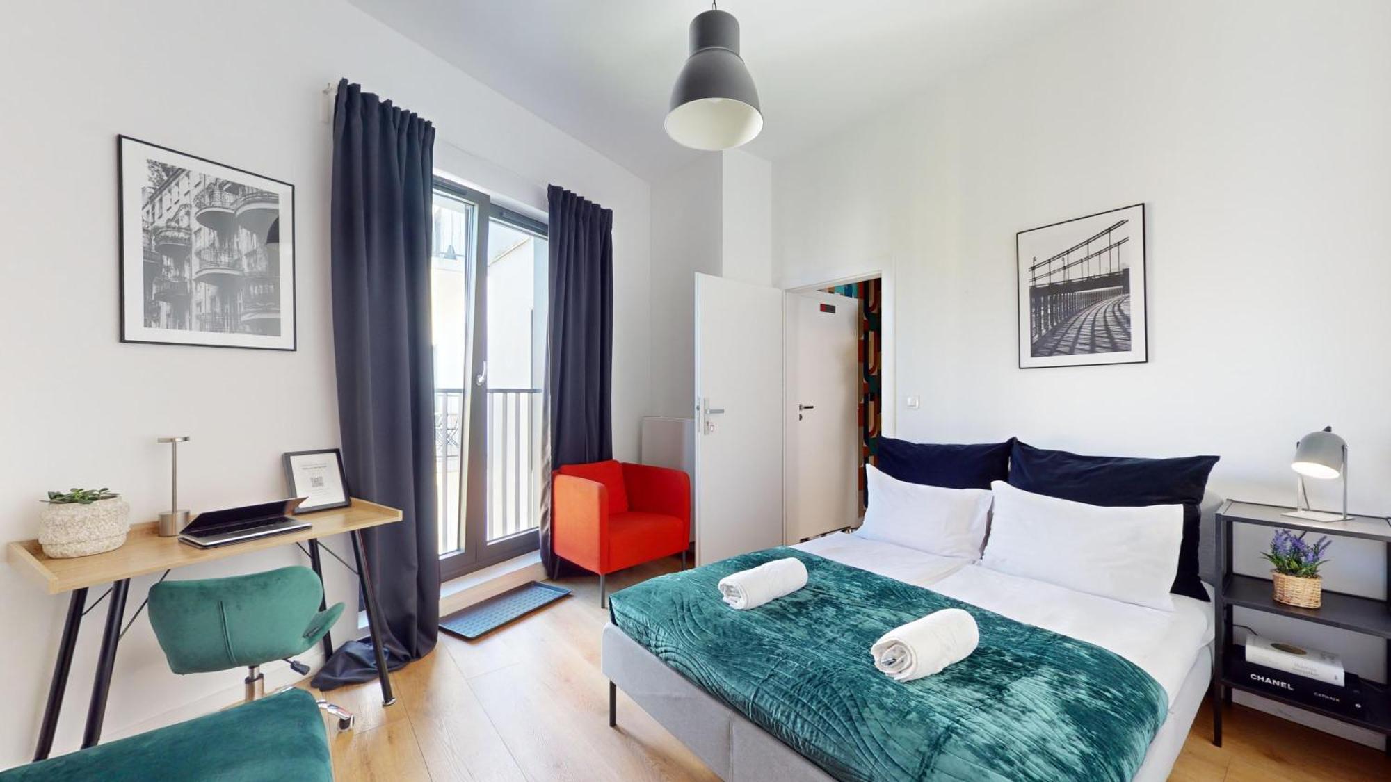 ורוצלב Family House Near The Market Square -Perfect For Family & Business Stays - Ksiecia Witolda Street 500 Steps To Market Square - 2 Bedrooms,2 Parking Places מראה חיצוני תמונה